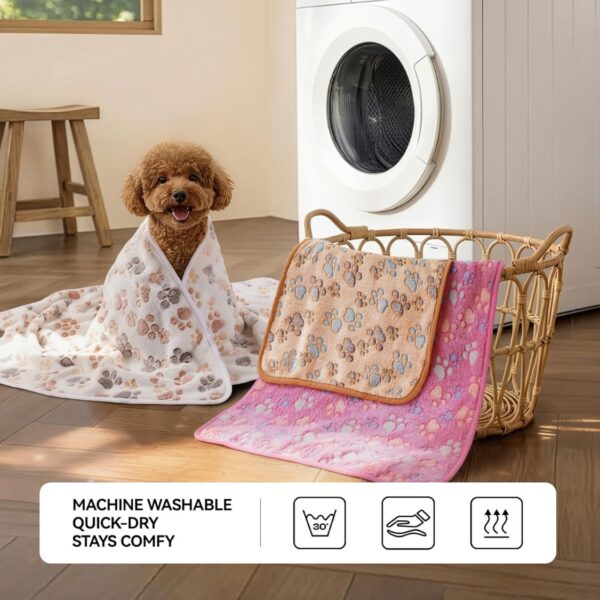 17e331c6-8e83-498f-b170-facd3192f989.jpg 1 Pack 3 Blankets Super Soft Fluffy Premium Fleece Dog Blankets For Puppy Cat Pet Blanket Flannel Throw Warm Sleep Dog