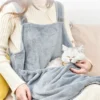 587637242 Pet transport apron, hanging chest bag for cats and puppies, plush, winter supplies