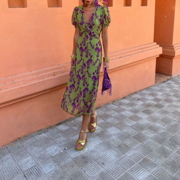 2c115b25-c01f-487e-83d9-6aaa6c842389.jpg Summer V-neck Short-sleeved Dress Fashion Flowers Printed Slim Beach Dresses For Women Clothing