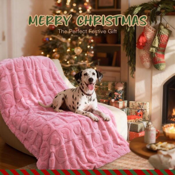 392c0e0f-35a9-4a4f-9356-802245a2e789.jpg Small Dog Blanket Washable Pet Bed Cover Soft Fluffy Puppy Blanket With Premium Fleece 300GSM Cozy Calming Cat Blankets For Indoor Cats