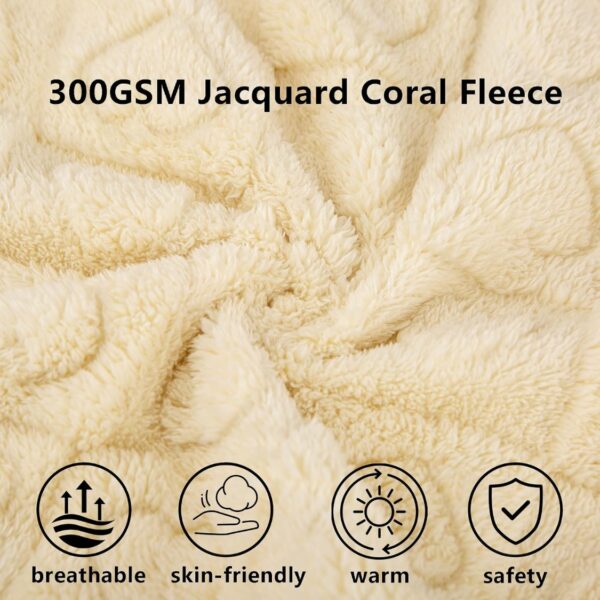 5647de0f-d754-4cfb-b2ad-2806ce1931b5.jpg Pet Blanket For Dogs Cats, 300GSM Ultra Soft Coral Fleece Blanket, Washable Small Dog Cat Blanket