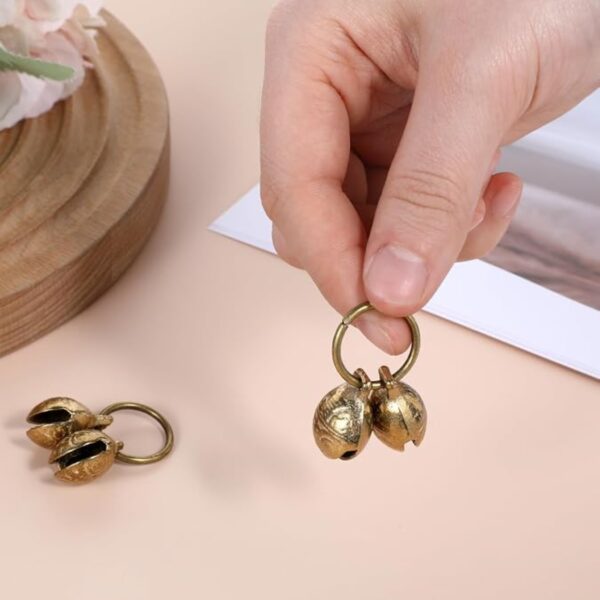 5ac531e5-e7e7-4a11-9e70-dbef7dfa5ae3.jpg Copper Bell For Dog Collar, 4 PCS Brass Dog Bells Extra Loud Collar Bell For Pet Tracking Anti Lost Training Pets Pendant Accessories Anti Theft Bells For Little Dogs