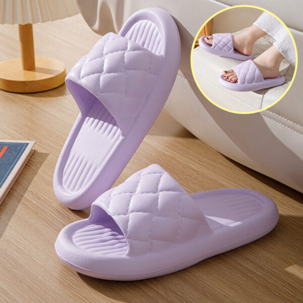 79f80f96-2ac4-4fb1-987c-ee9a34896b32.jpg New Rhombus Home Slippers Summer Non-slip Floor Bathroom Slipper Lightweight Simple House Shoes For Women Men
