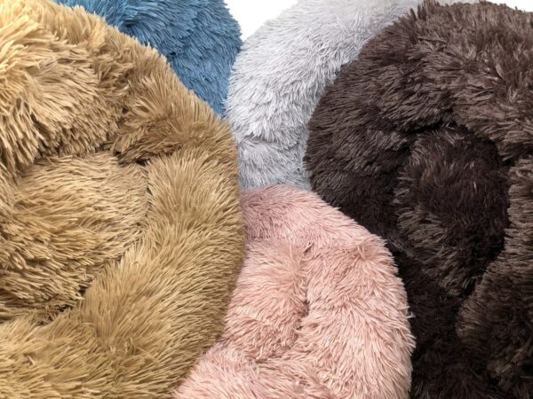 f4e7360a-ba4f-4bdf-9e9e-d26a11182d1d.jpg Premium Plush Round Dog Bed, Soft Cozy Pet Bed With Raised Edge